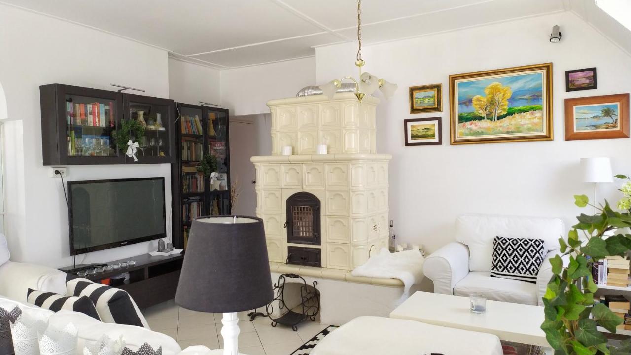 Leander Apartman Balatonlelle Esterno foto